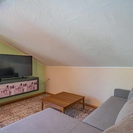 Haus Bernadette Xl דירה